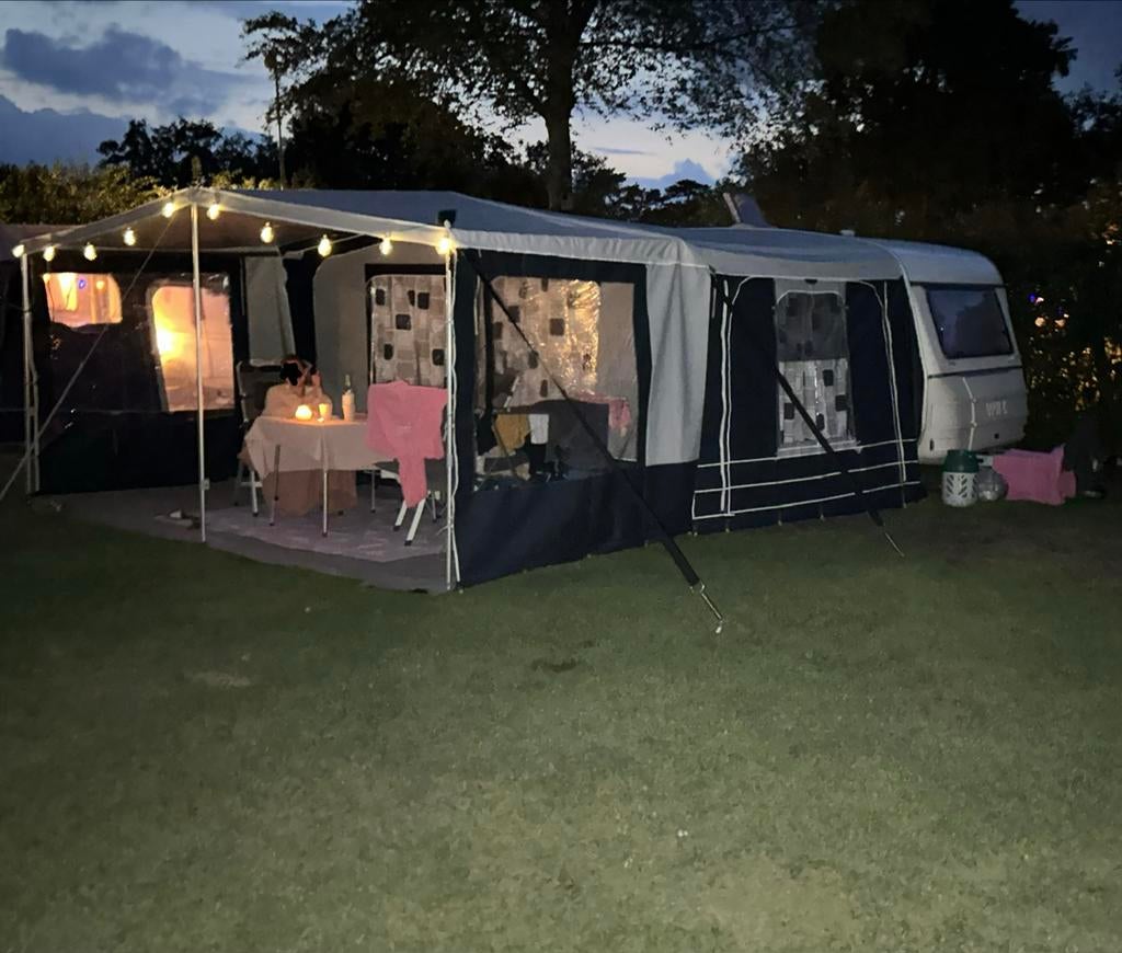 Wilk CI 450 - in een nieuw jasje, Rondzit, Omvormbare zithoek, 750 - 1000 kg, Particulier