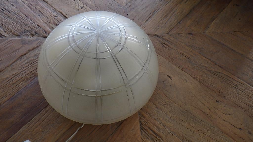 oude plafondlamp met bewerkt glas, Huis en Inrichting, Lampen | Plafondlampen, Ophalen of Verzenden, Gebruikt, Glas