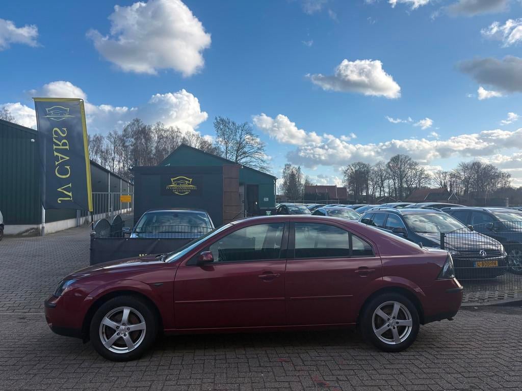 Ford Mondeo 1.8-16V Trend AIRCO,CRUISE,ELEKT PAKKET,CENTRALE, Auto's, Startonderbreker, 125 pk, Gebruikt, 4 cilinders