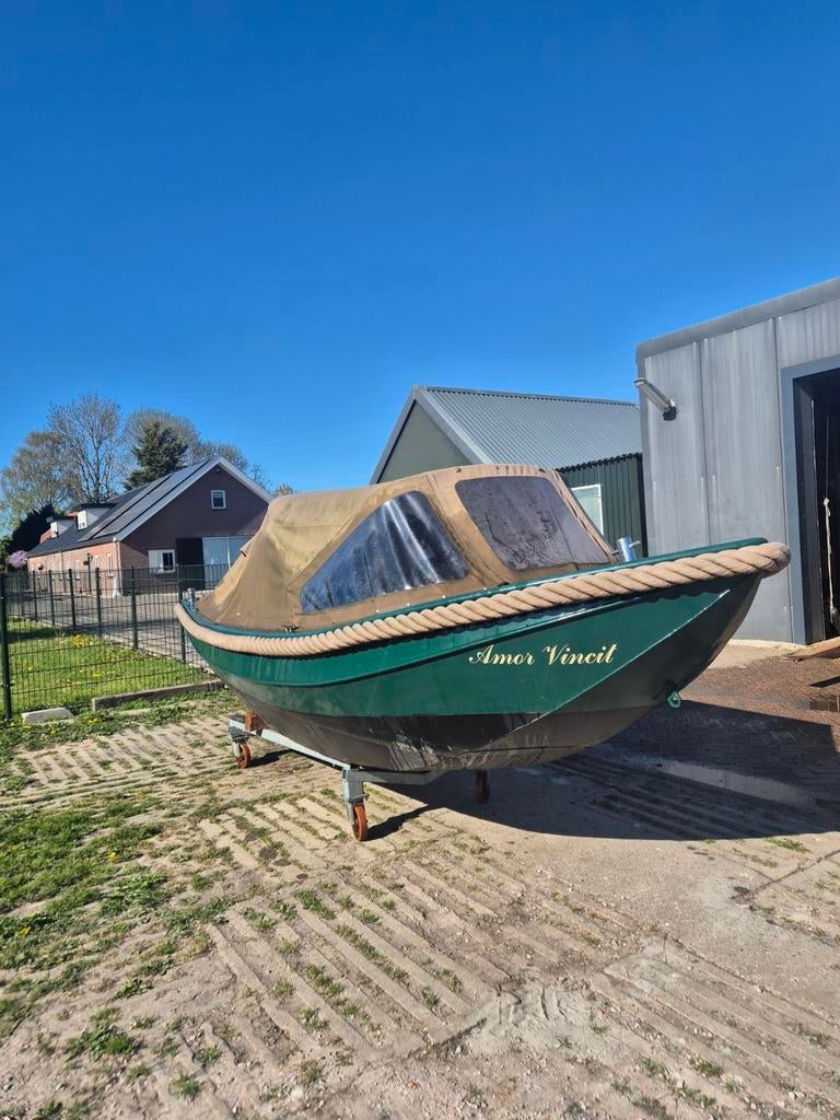 Stalen vlet sloep, Watersport en Boten, Ophalen, Gebruikt, Binnenboordmotor, 6 meter of meer