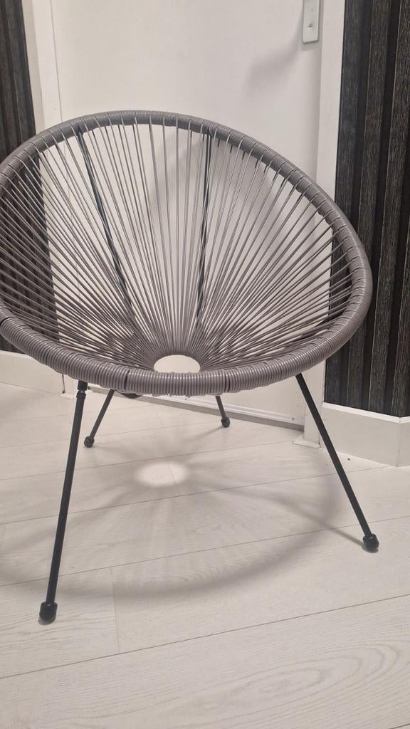 Grijze design/ draad stoel, Ophalen of Verzenden, Zo goed als nieuw
