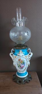 Antieke olielamp met bloemmotief en blauwe accenten, Antiek en Kunst, Ophalen