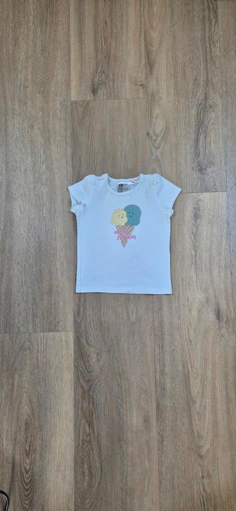 Tshirt met ijsje, h&m, maat 80 valt als 74, Meisje, H&M, Ophalen of Verzenden, Zo goed als nieuw