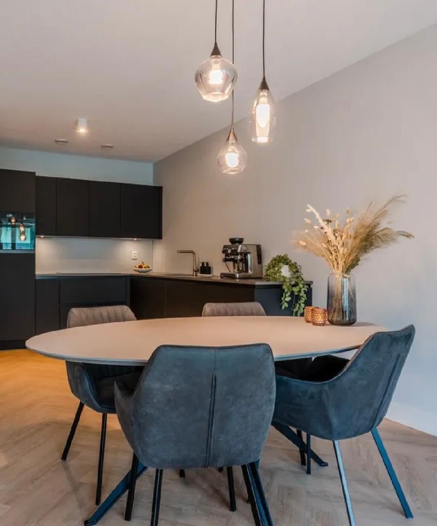 Ovale Goossens eettafel (Invincible), Ophalen, 100 tot 150 cm, Zo goed als nieuw, 150 tot 200 cm