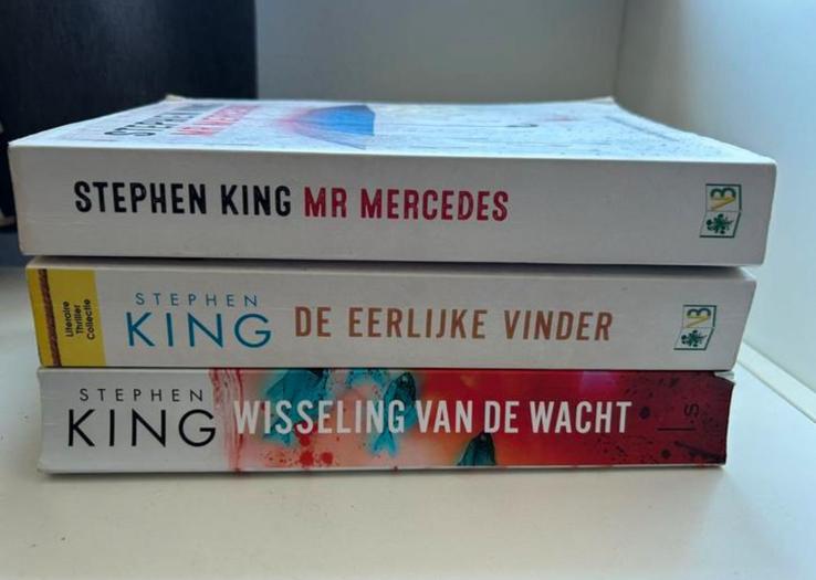 Stephen King Mr Mercedes trilogie, Ophalen of Verzenden, Zo goed als nieuw