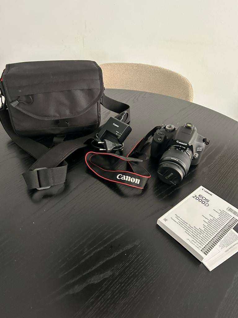 Canon EOS 2000D + 18-55mm lens | Complete set, Ophalen, Zo goed als nieuw, Canon