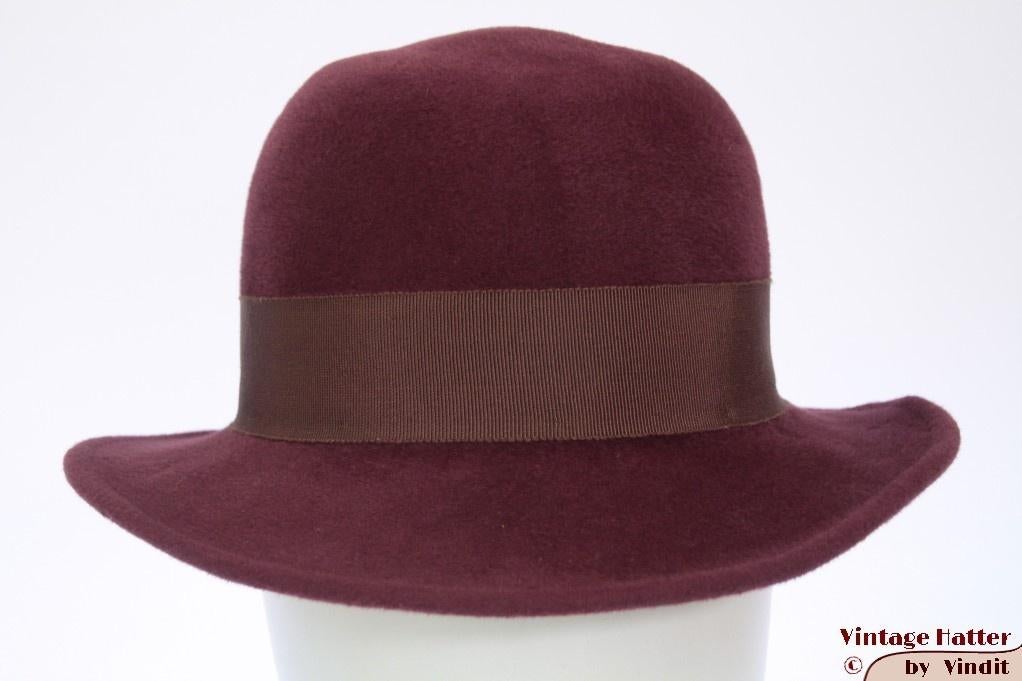 Vintage Dameshoed paars velour 56 gratis verzenden nederland, Kleding | Dames, Hoeden en Petten, Ophalen of Verzenden, Gedragen