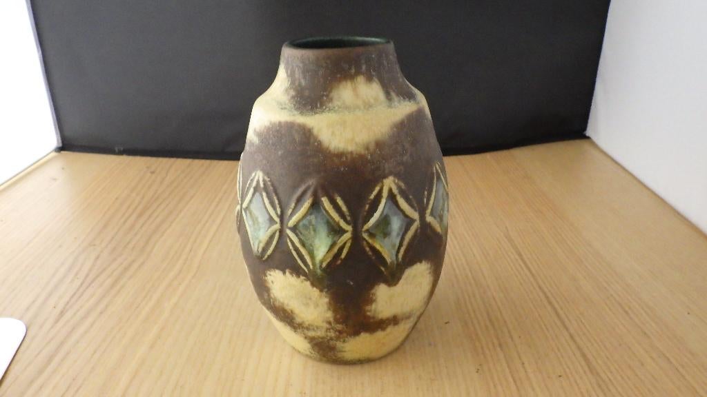 robuuste vaas in kleuren beige, blauw en donkerbruin, Gebruikt, Blauw, Aardewerk of Porselein, Ophalen of Verzenden