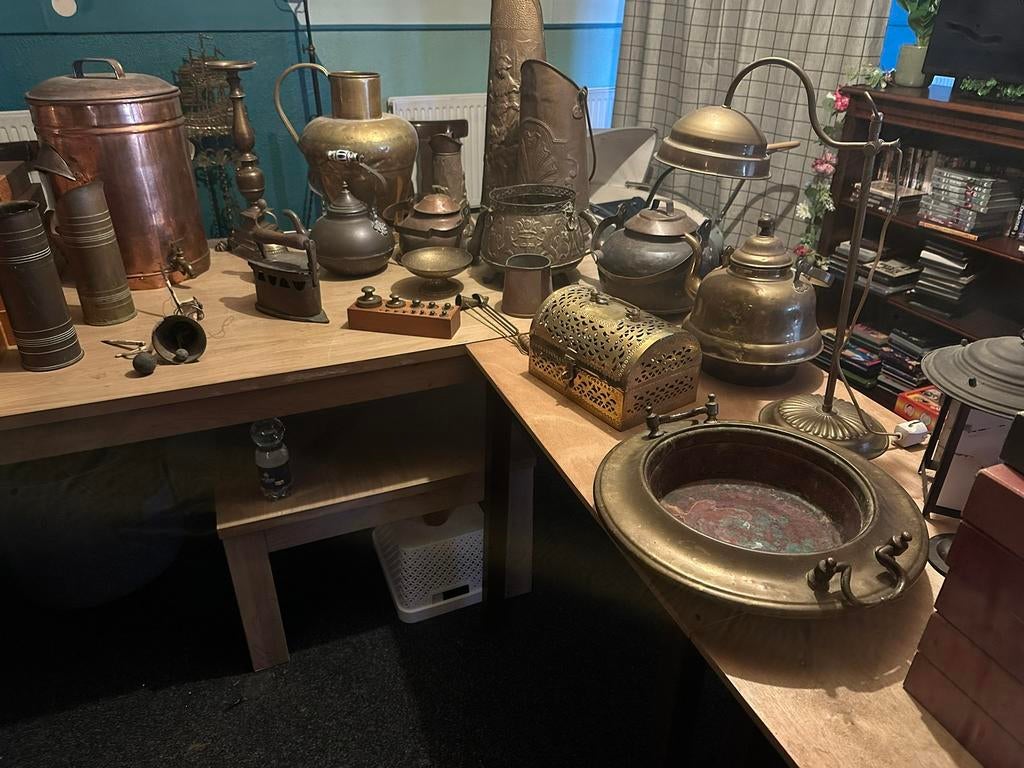 Grote partij van 26 koperen decoratie stukken., Ophalen, Koper