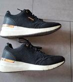 Hush Puppies sneakers zwart maat 38  goudkleurige accenten, Zwart, Ophalen of Verzenden, Sneakers of Gympen, Gedragen