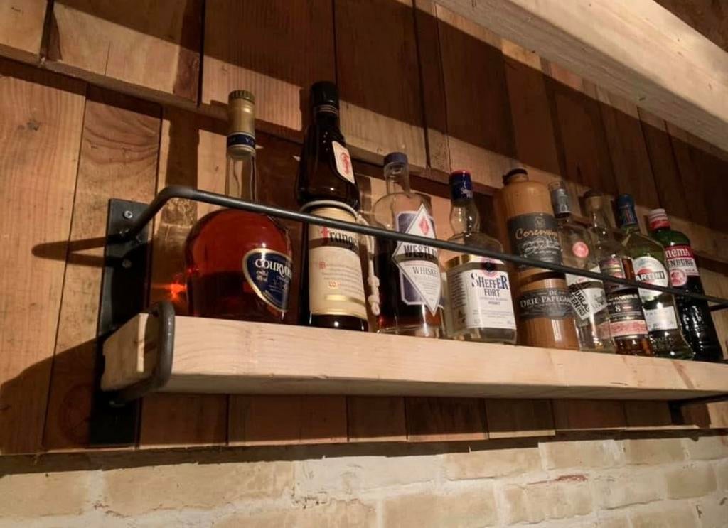 Drankenplank. Perfect voor de Mancave, Ophalen of Verzenden, Zo goed als nieuw