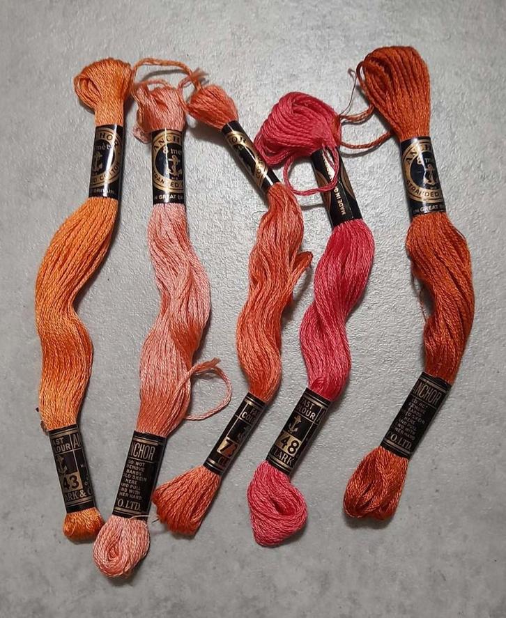 BORDUUR GAREN 5 strengen, Hobby en Vrije tijd, Borduren en Borduurmachines, Nieuw, Borduurgaren of Zijde, Handborduren, Ophalen of Verzenden