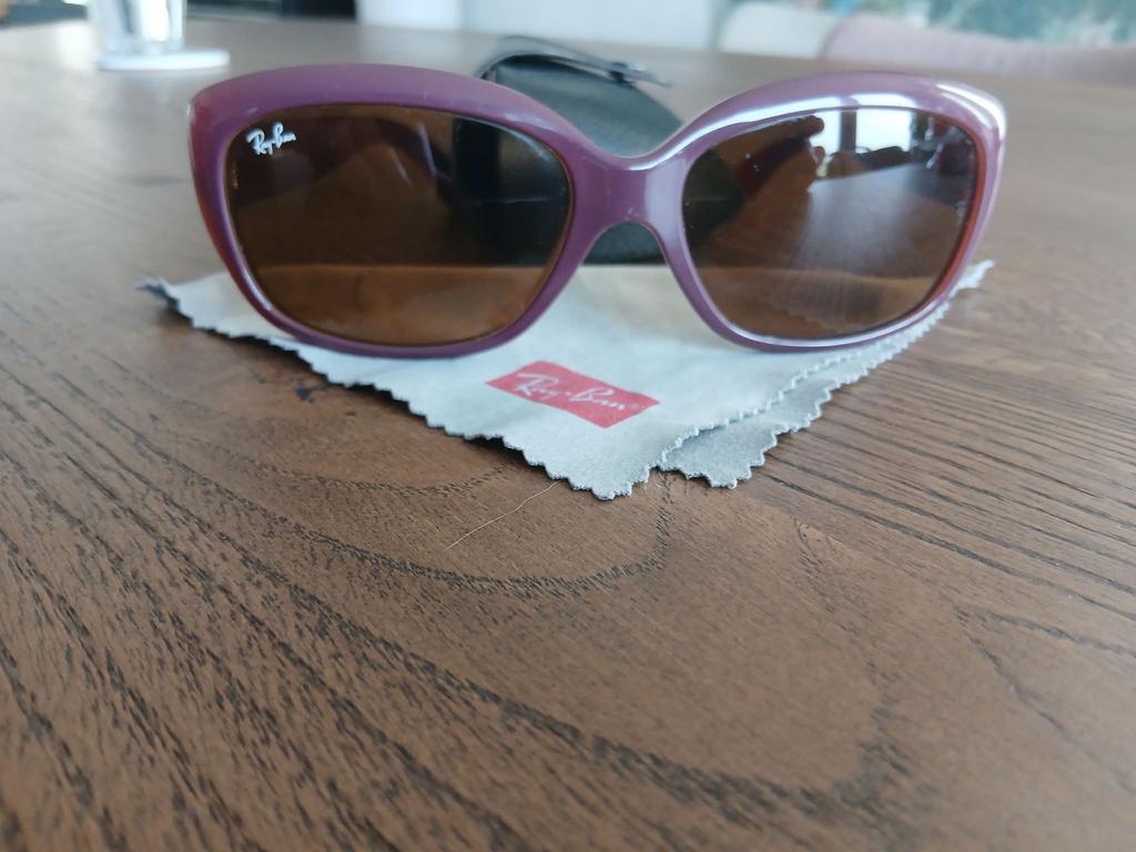 RAY BAN zonnebril, Sieraden, Tassen en Uiterlijk, Zonnebrillen en Brillen | Dames, Ophalen of Verzenden, Zo goed als nieuw, Ray-Ban