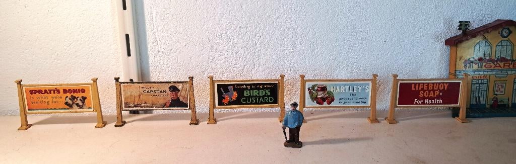 spoor 0 hornby reclameborden 1931-41 set 1, Ophalen of Verzenden