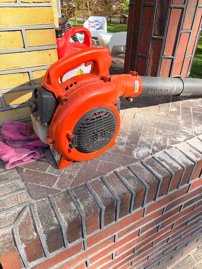 Husqvarna bladblazer - Krachtig en betrouwbaar, Ophalen, Gebruikt, Benzine, Handgedragen