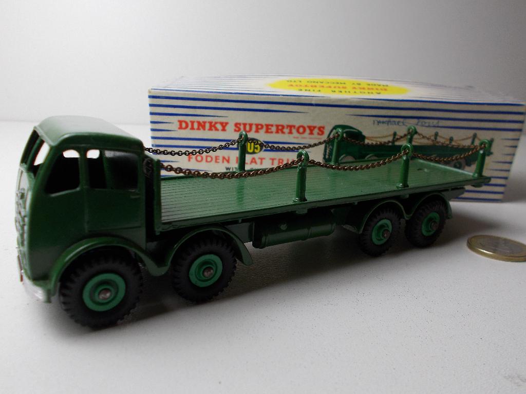 1956 Dinky SuperToys 905 FODEN FLAT TRUCK WITH CHAINS +DOOS!, Ophalen of Verzenden, Zo goed als nieuw, Bus of Vrachtwagen, Dinky Toys