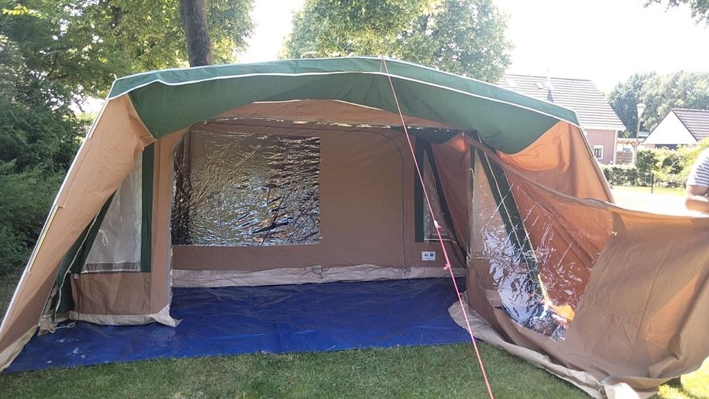Nette 6 persoons tent, Caravans en Kamperen, Ophalen, Zo goed als nieuw, Tot en met 6