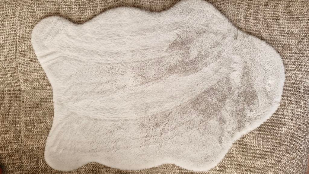 3 Deko vachten - Zachte en stijlvolle decoratie, Minder dan 50 cm, 50 tot 100 cm, Ophalen of Verzenden, Zo goed als nieuw