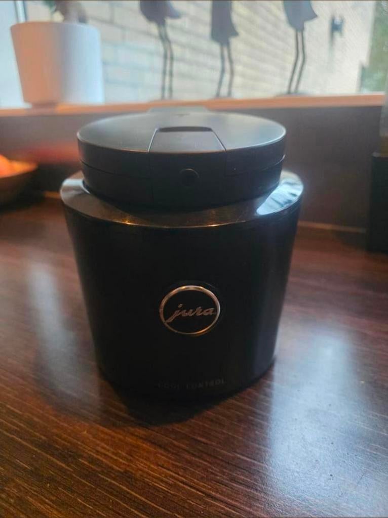 Jura Cool Control Melkkoeler (0.6L) - Zo goed als nieuw, Overige modellen, Overige typen, Ophalen of Verzenden, Zo goed als nieuw