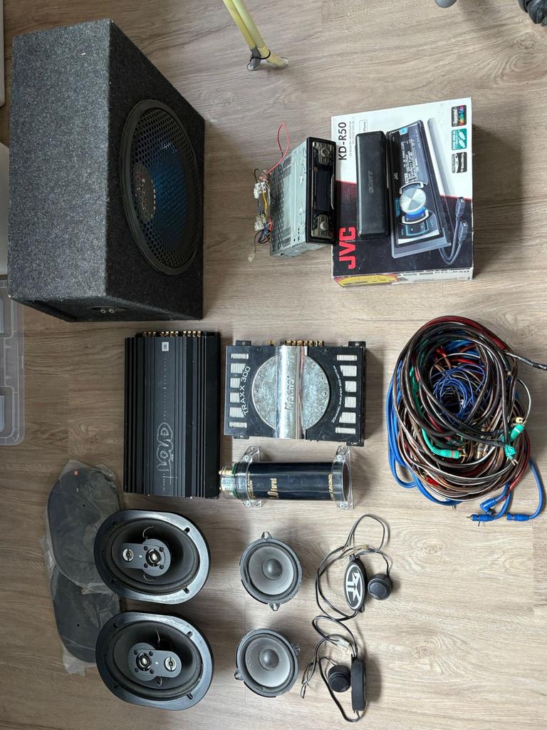 Complete Car Audio Set: Subwoofer, Versterkers, Speakers, Auto diversen, Autoradio's, Gebruikt, Ophalen of Verzenden