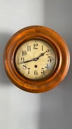 Oude schoolklok. Werkt!, Ophalen of Verzenden, Gebruikt, Wandklok