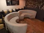 2 Halfronde Banken Ronde Horeca Restaurant Lounge, Huis en Inrichting, Banken | Bankstellen, Ophalen, Zo goed als nieuw