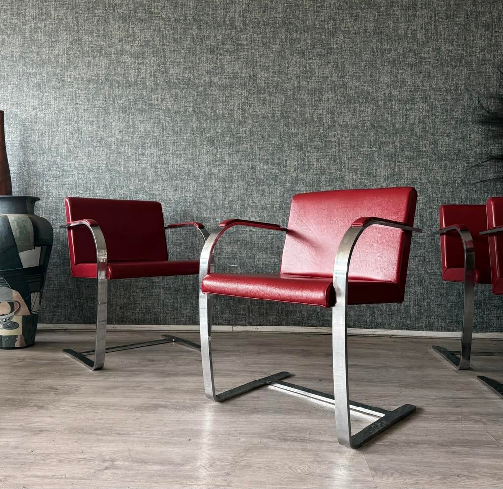 Set of 4 Vintage Brno Armchairs by Fasem in Red Leather, Ophalen, Gebruikt, -, -