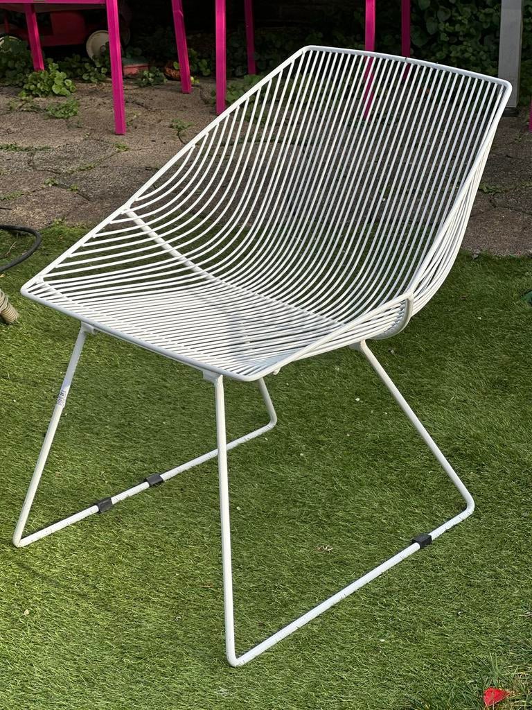 Design Bunny Lounge Chair By Bend Goods, Huis en Inrichting, Stoelen, Ophalen, Zo goed als nieuw, Eén