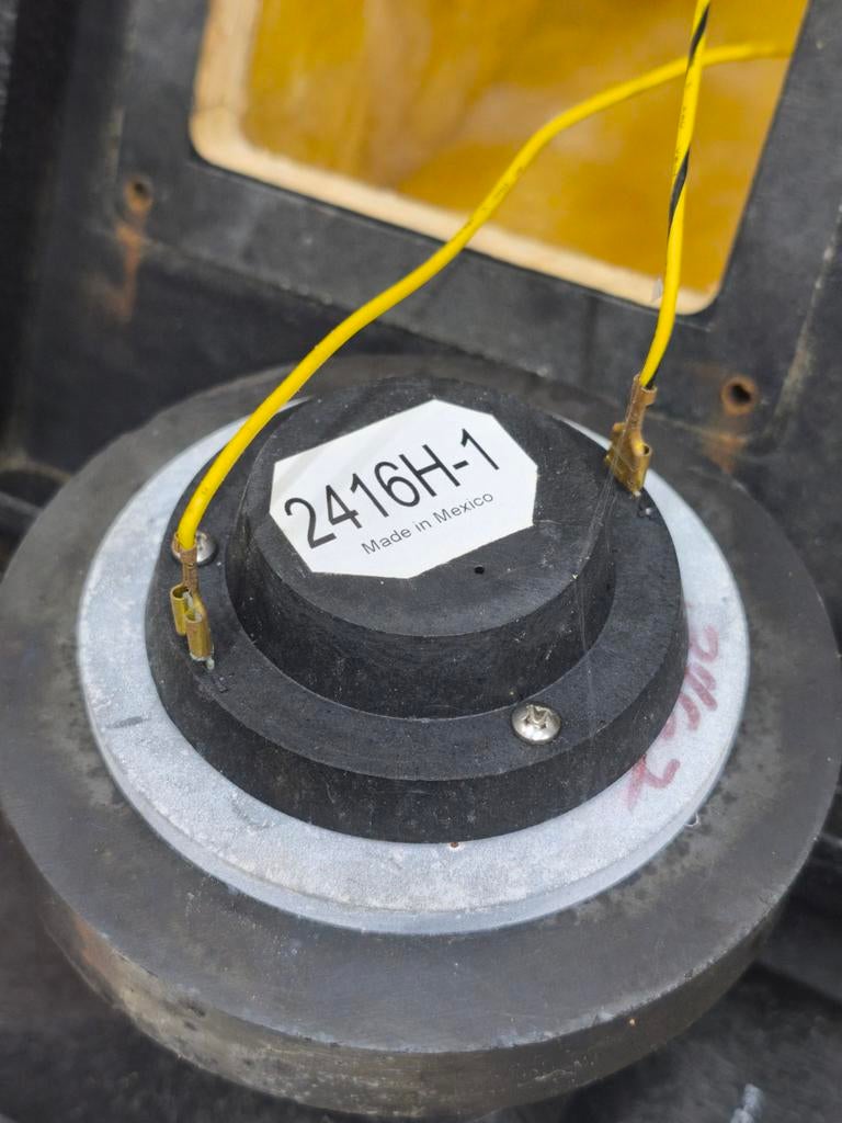 3 x JBL 2416h-1 + hoorn yzer, Ophalen of Verzenden, 120 watt of meer, Front, Rear of Stereo speakers, JBL