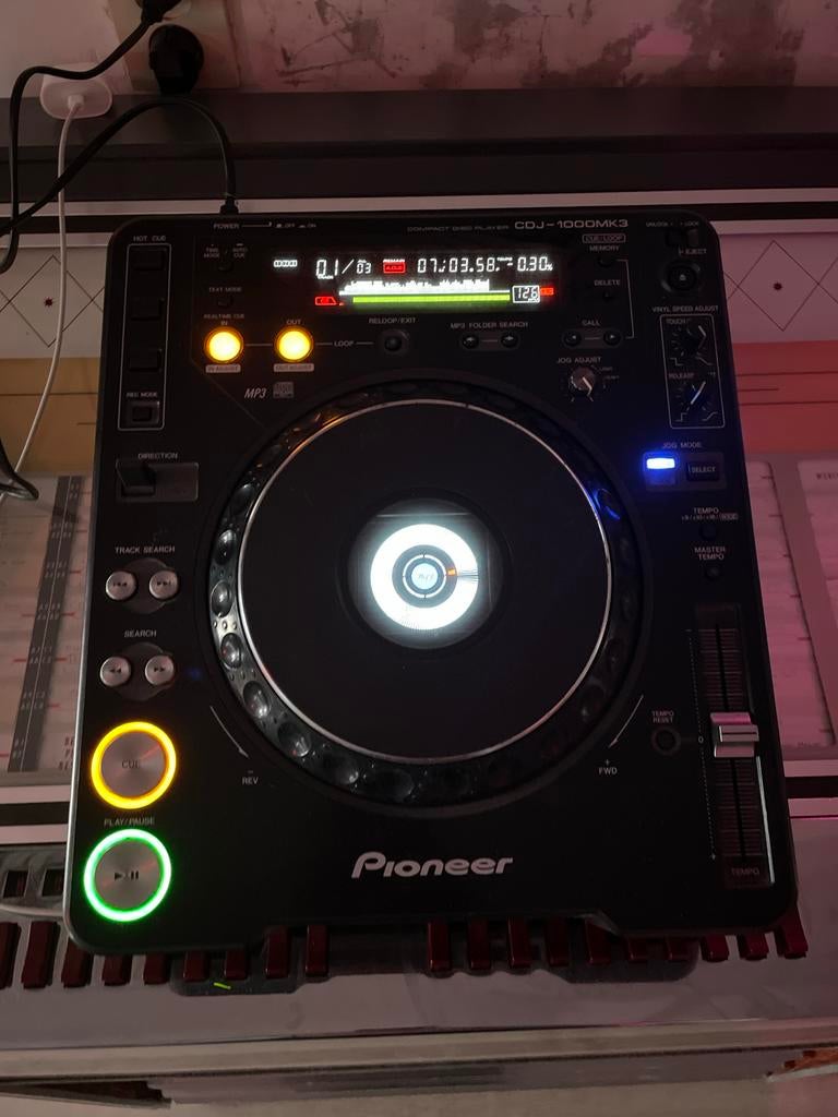 2x Pioneer CDJ-1000MK3 in nieuwstaat!, Muziek en Instrumenten, Dj-sets en Draaitafels, Ophalen of Verzenden, Zo goed als nieuw