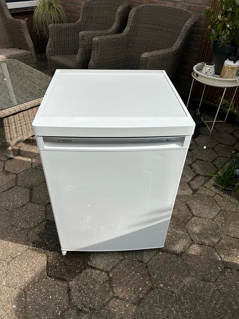 Bosch Vriezer - Compact en Energiezuinig, Witgoed en Apparatuur, Vriezers en Diepvrieskisten, Gebruikt, Minder dan 85 cm, Minder dan 60 cm