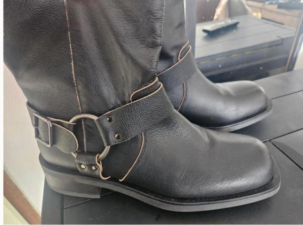 Zwart leren laarzen van Ann rocks maat 40, Kleding | Dames, Schoenen, Zwart, Lage of Enkellaarzen, Ann rocks, Ophalen of Verzenden
