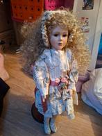 Vintage Porseleinen Pop met Krullen, Ophalen of Verzenden, Gebruikt, Overige typen