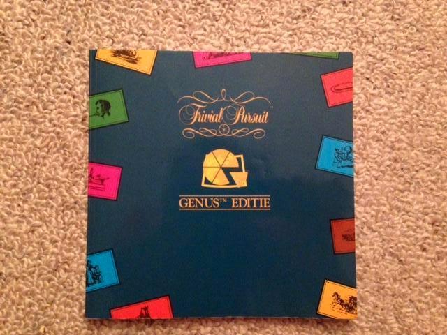 Trivial Pursuit boekje met vragen, Ophalen of Verzenden, Zo goed als nieuw