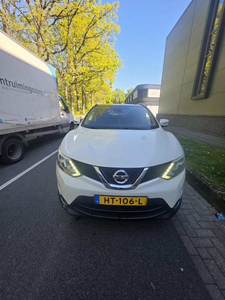 Nissan Qashqai 1.2 Dig-t 85KW 2WD 2016 Wit, Auto's, Nissan, Voorwielaandrijving, 4 cilinders, Wit, Origineel Nederlands