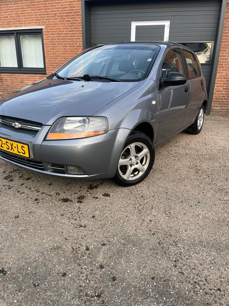 Chevrolet Kalos 1.2 5D 2006 nieuwe apk en koppeling, Auto's, Chevrolet, Voorwielaandrijving, 1150 cc, 40 €/maand, 4 cilinders
