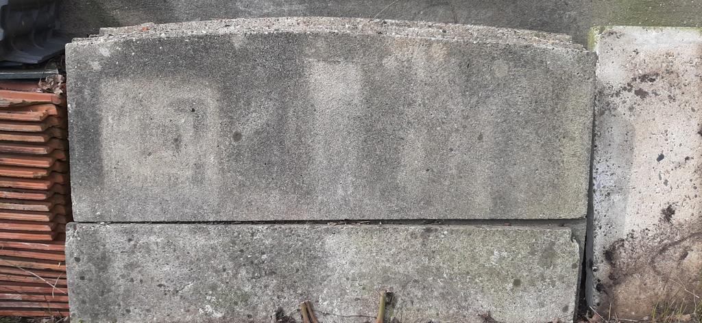 Schuttingplaten betonplaten 144 cm lang, Ophalen, Beton, 100 tot 200 cm, 25 tot 50 cm