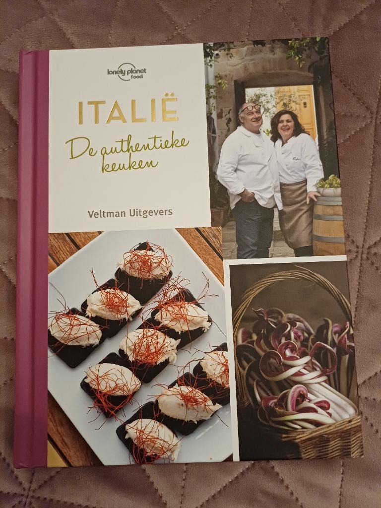 Sarah Barrel italie de authentieke keuken 9789048315864 hc., Ophalen, Gelezen, Sarah Barrel, Italië