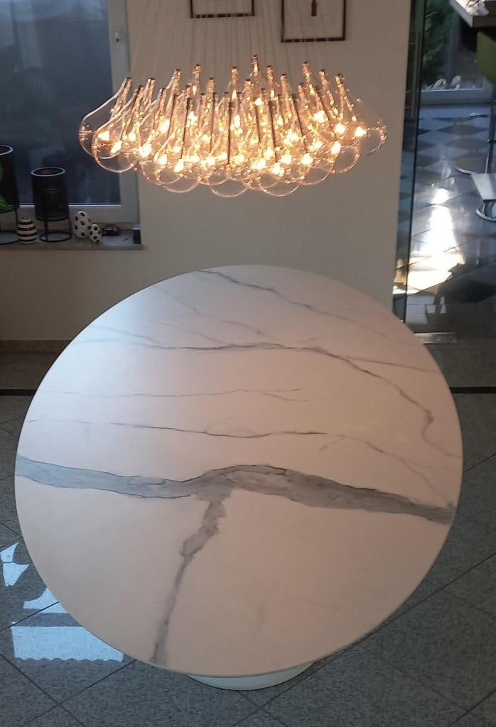 tulipe tafels in outdoors ceramique eero saarinen stoelen, Ophalen of Verzenden