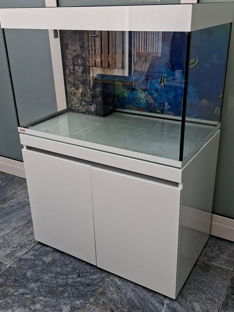 Te koop Eheim 330 aquarium met sump, Ophalen, Gebruikt, Eheim, Inclusief deksel