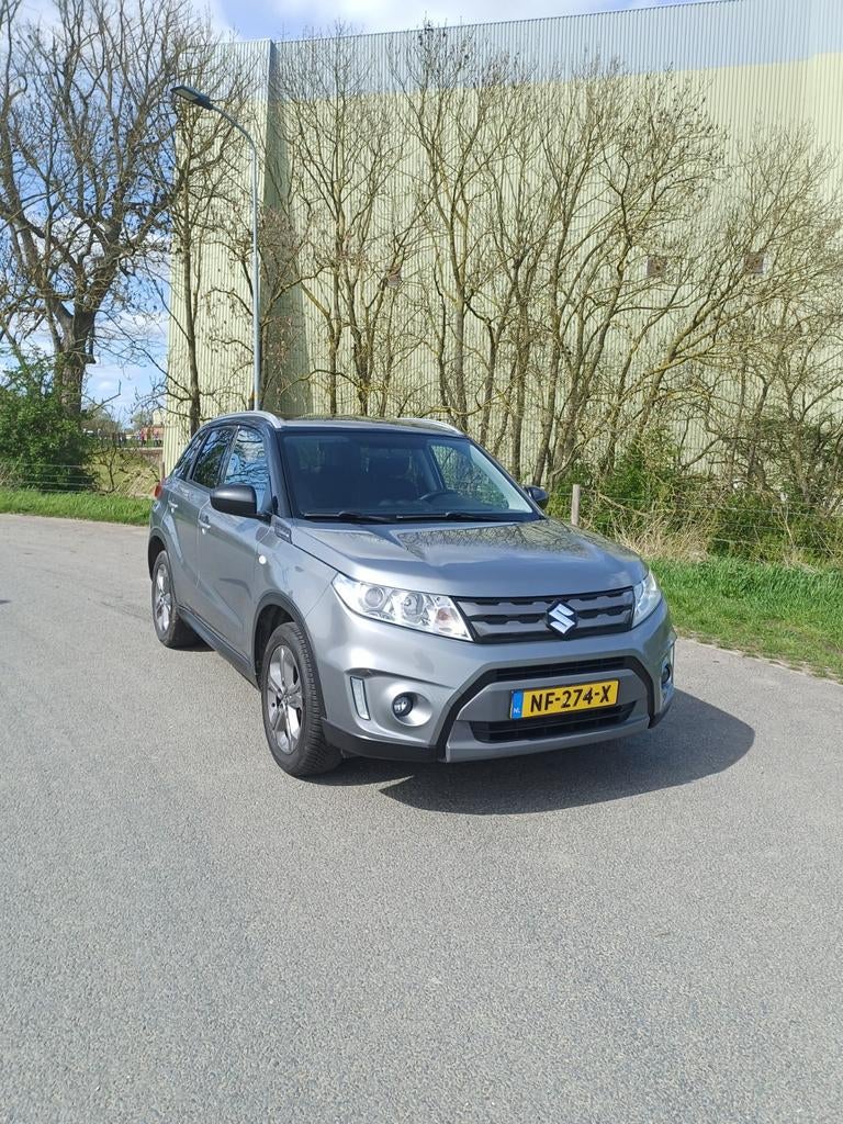 Te koop: Suzuki Vitara 1.6 Exclusive. VVT 120pk, 2WD., Voorwielaandrijving, Stof, 40 €/maand, Euro 6
