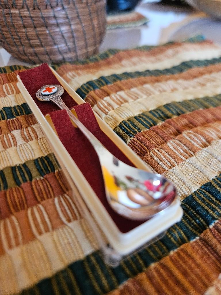 Vintage Rode Kruis souvenir lepeltje Nieuwpoort in doosje, Ophalen of Verzenden