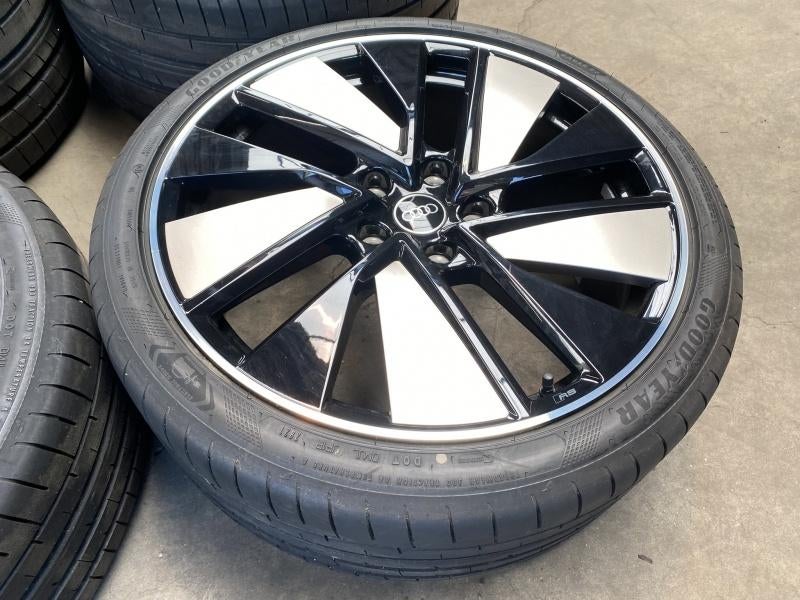 21 inch originele velgen + zomerbanden Audi E-Tron GT RS, Audi, 265 mm, Banden en Velgen, Nieuw