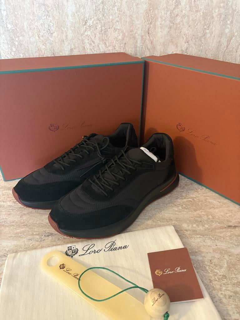 Loro Piana Heren Sneakers - Nieuw in Doos, Kleding | Dames, Ophalen of Verzenden, Nieuw, Zwart, Sneakers of Gympen