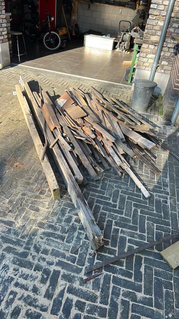 Gratis Kachelhout, Minder dan 3 m³, Ophalen