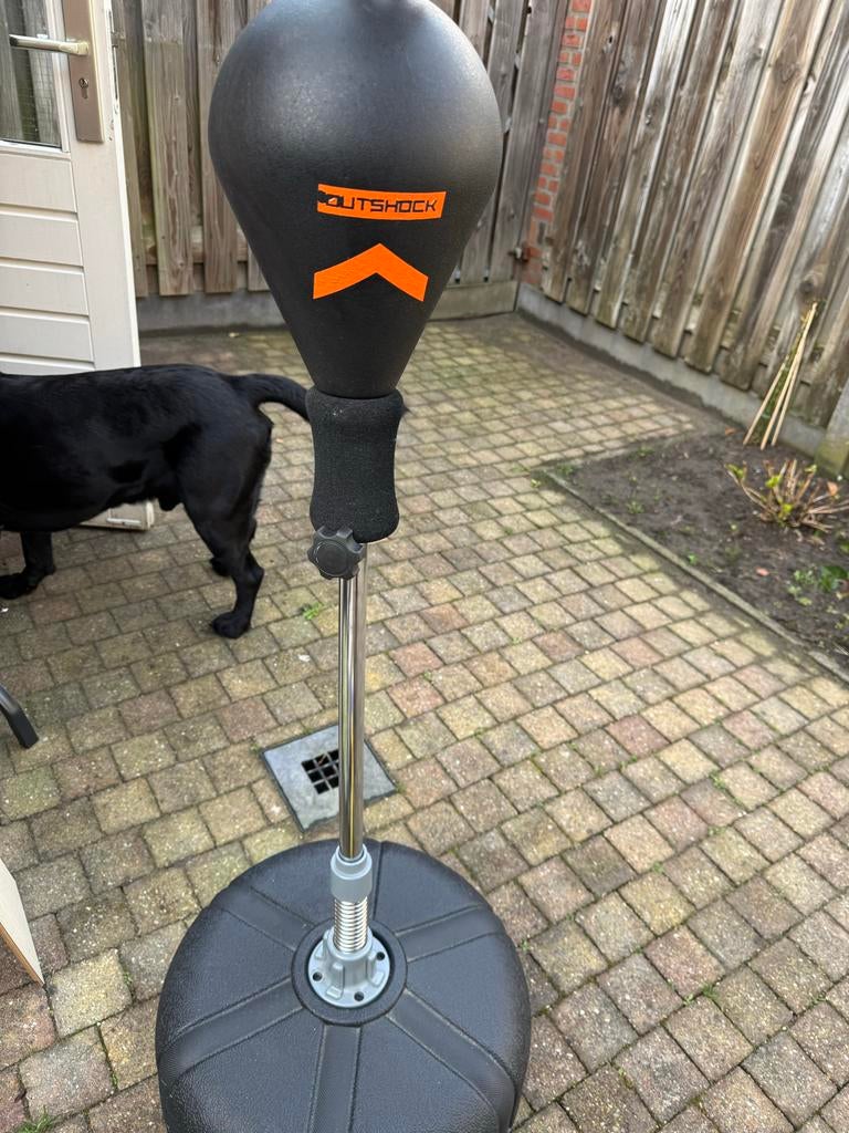 OUTSHOCK Verstelbare Boksbal op Standaard, Sport en Fitness, Ophalen of Verzenden, Gebruikt, Boksbal