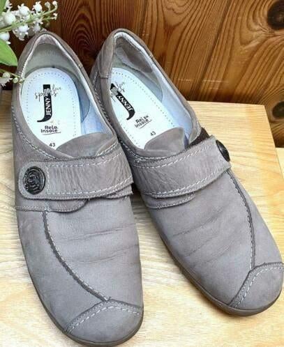 Jenny schoenen maat 43, Ophalen of Verzenden, Zo goed als nieuw, Instappers, Beige