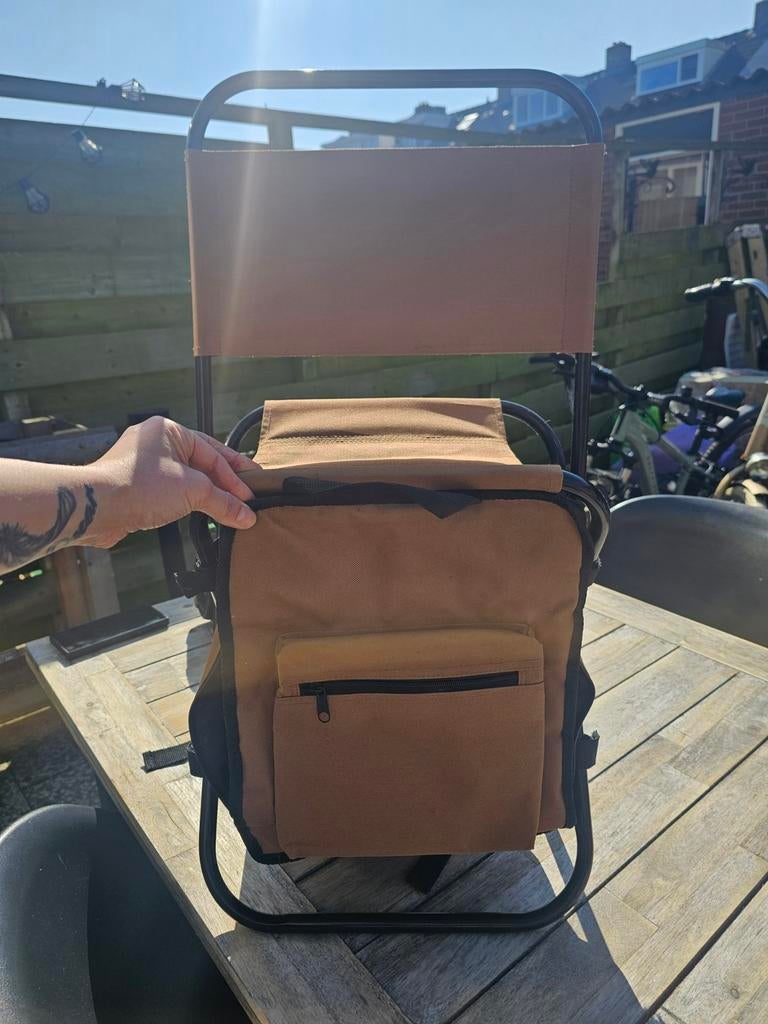 Visrugzak met stoeltje - rits defect, verder z.g.a.n., Ophalen of Verzenden