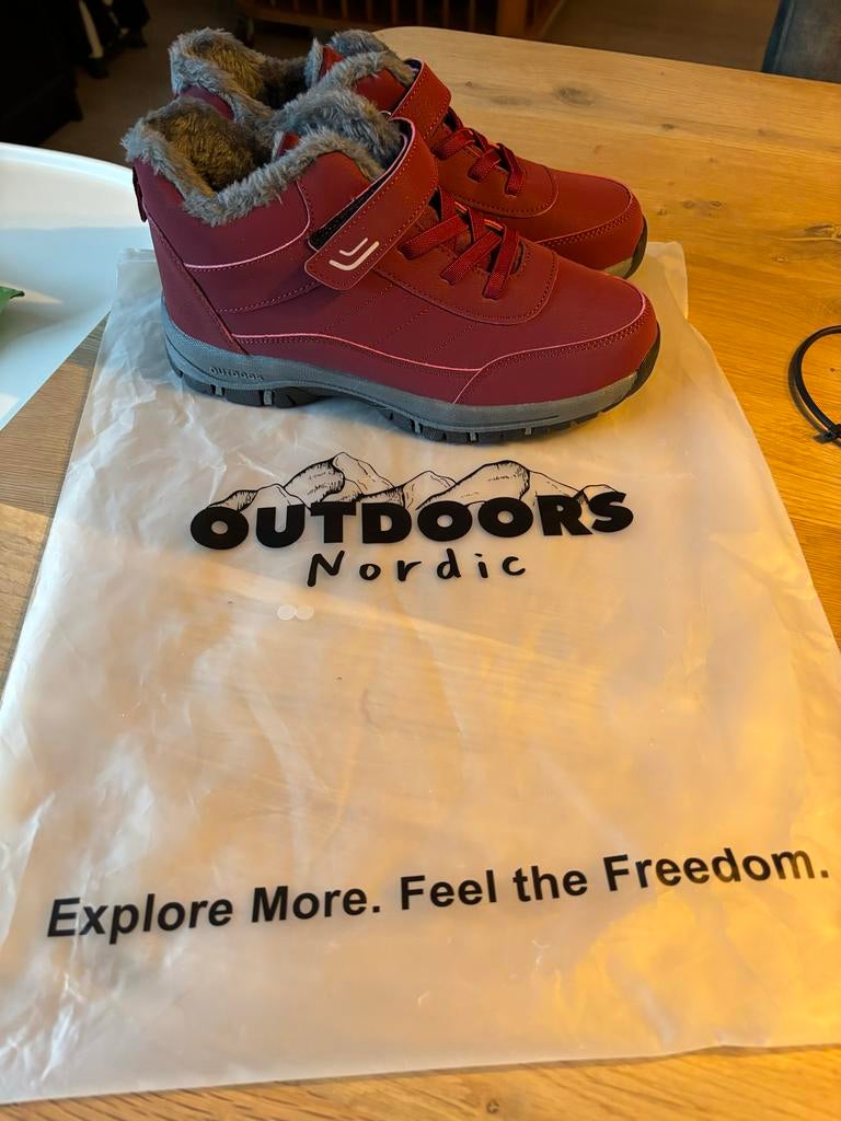 Rode Outdoors Nordic winterschoenen - Nieuw, maat 39, Ophalen of Verzenden, Nieuw, Rood, Snowboots