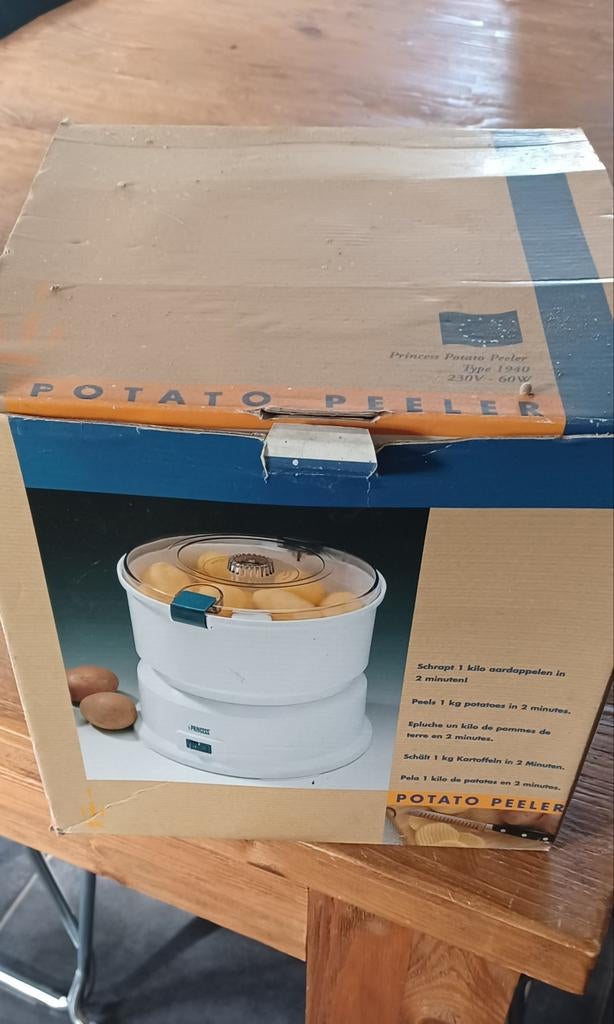 Aardappel schrapmachine., Ophalen